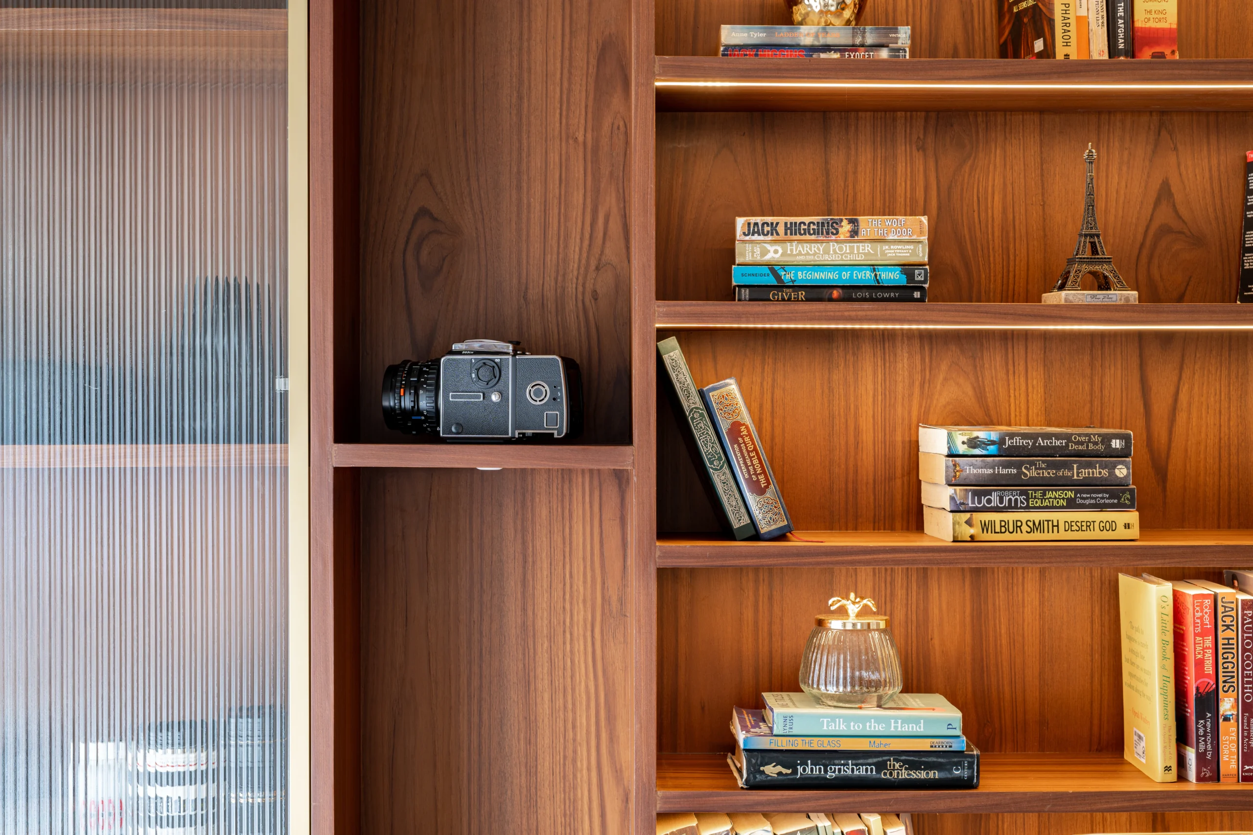 contact us banner contact us banner